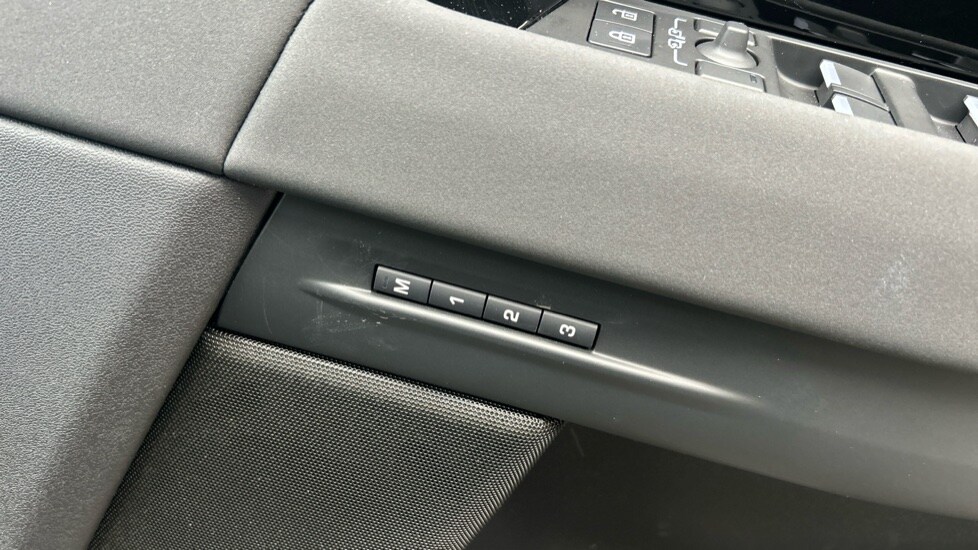 Used Land Rover Range Rover Evoque 2025 for sale - 76556900: Photo 46