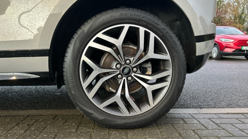 Used Land Rover Range Rover Evoque 2022 for sale - 76870290: Photo 8