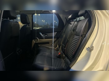 Used Land Rover Discovery Sport 2021 for sale - 76447222: Photo