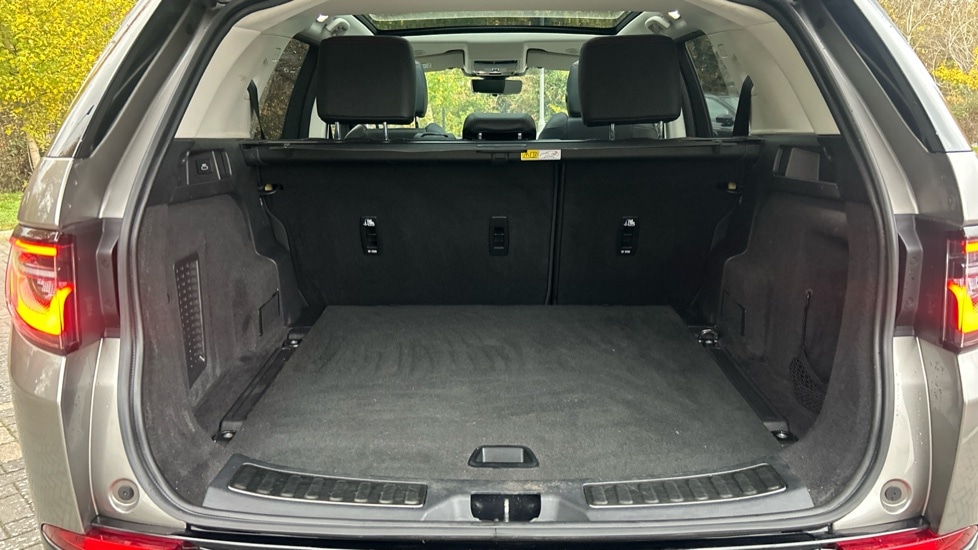 Used Land Rover Discovery Sport 2022 for sale - 76872929: Photo 10