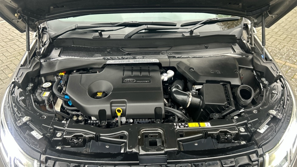 Used Land Rover Discovery Sport 2022 for sale - 76872929: Photo 30