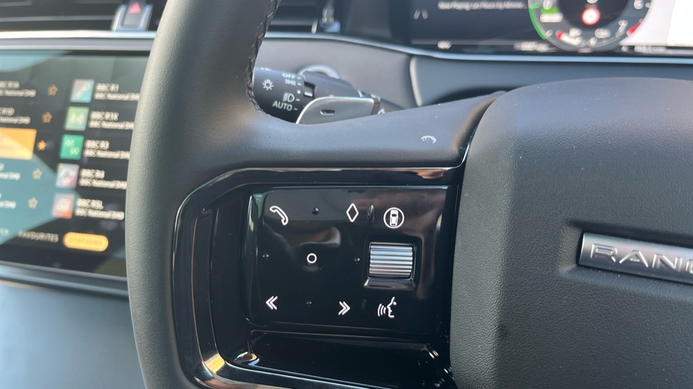 Used Land Rover Range Rover Evoque 2025 for sale - 76873959: Photo 15