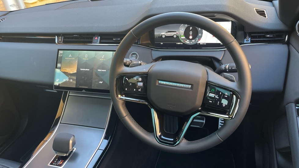 Used Land Rover Range Rover Evoque 2025 for sale - 76873959: Photo 25