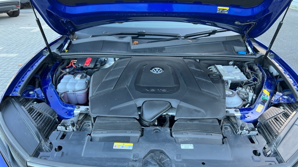 Used Volkswagen Touareg 2023 for sale - 76960179: Photo 16