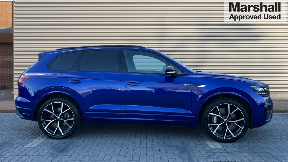 Used Volkswagen Touareg 2023 for sale - 76960179: Photo 2