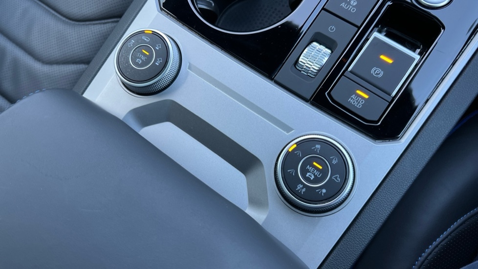 Used Volkswagen Touareg 2023 for sale - 76960179: Photo 64