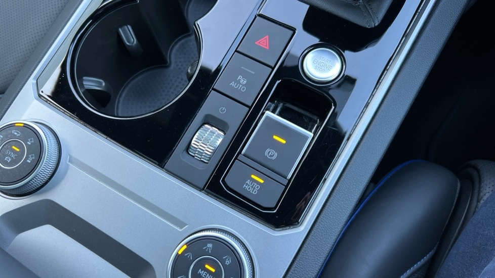 Used Volkswagen Touareg 2023 for sale - 76960179: Photo 65