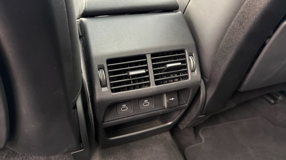 Used Land Rover Discovery Sport 2024 for sale - 76870136: Photo 18