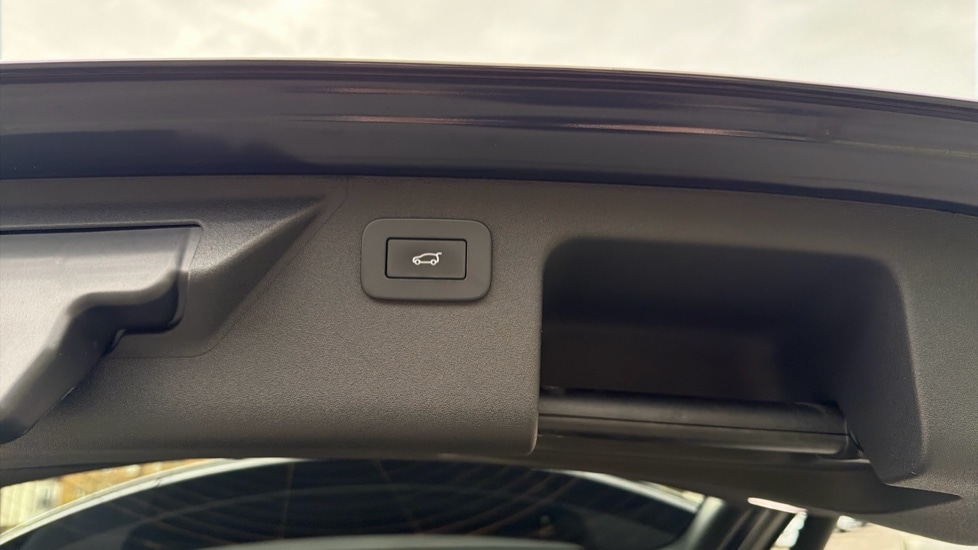 Used Land Rover Discovery Sport 2024 for sale - 76870136: Photo 21