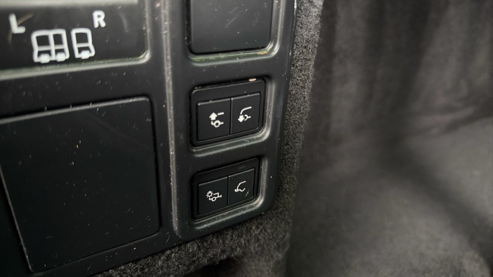 Used Land Rover Discovery 2021 for sale - 76597978: Photo 21