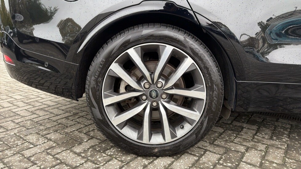 Used Land Rover Discovery 2021 for sale - 76597978: Photo 33