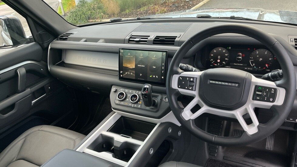 Used Land Rover Defender 2025 for sale - 76874945: Photo 9