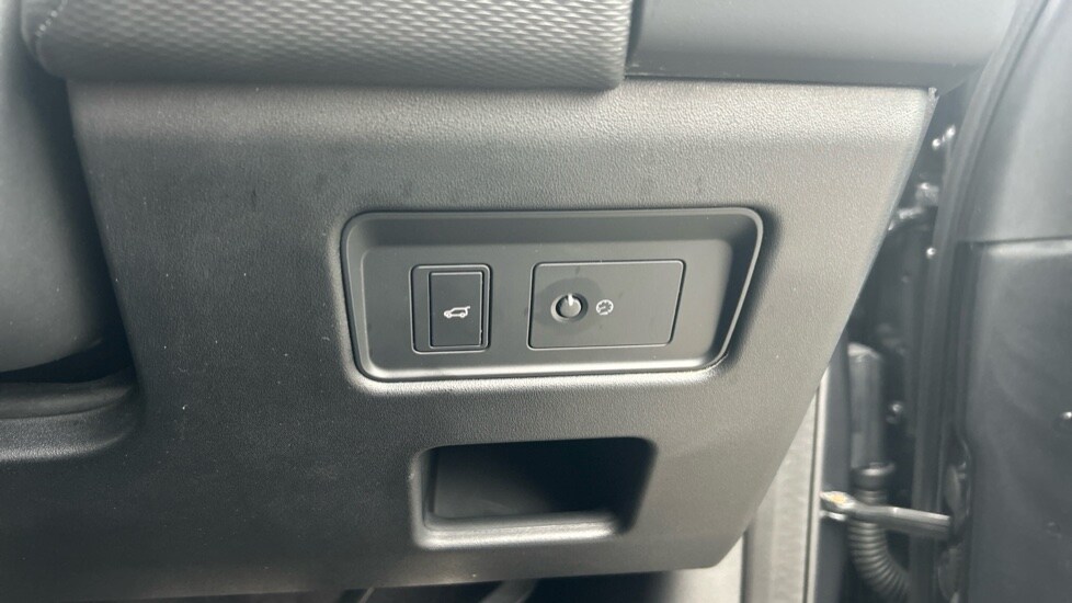 Used Land Rover Discovery 2021 for sale - 76095965: Photo 37