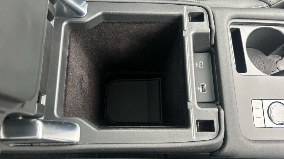 Used Land Rover Discovery 2021 for sale - 76095965: Photo 40