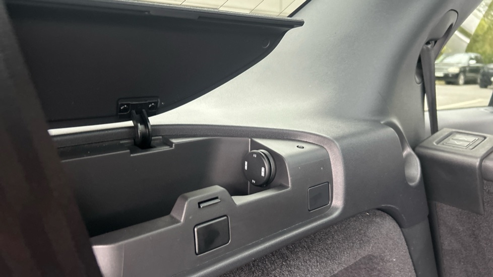 Used Land Rover Discovery 2021 for sale - 76095965: Photo 47