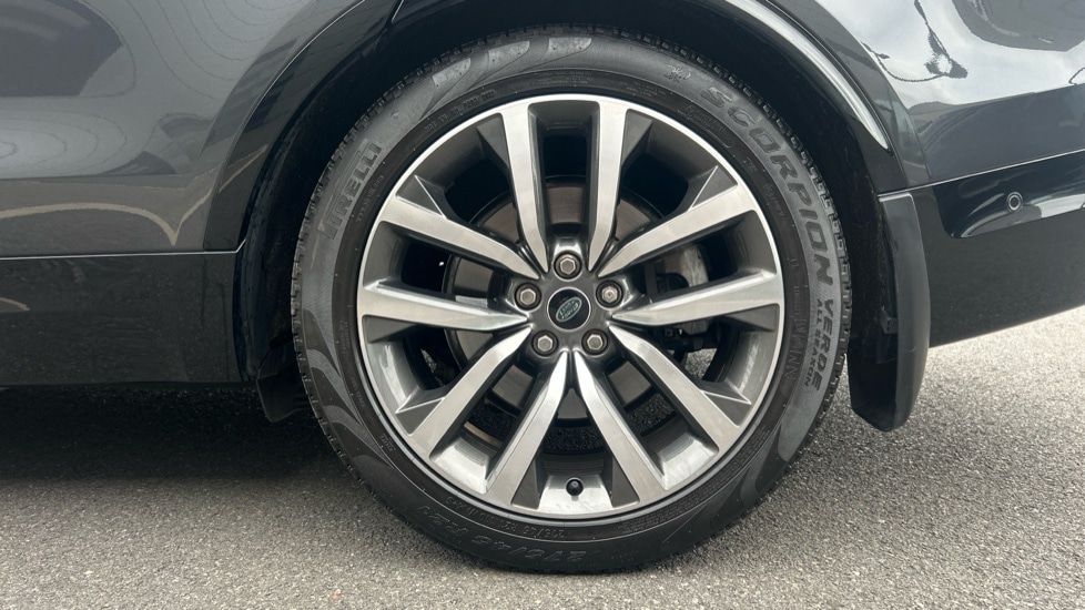 Used Land Rover Discovery 2021 for sale - 76095965: Photo 8