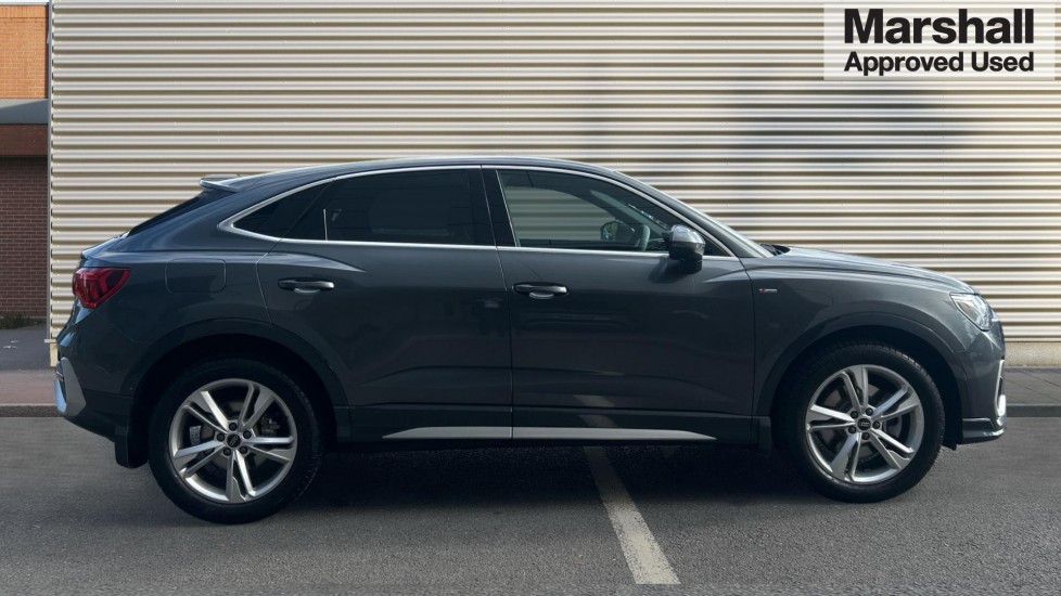 Used Audi Q3 2025 for sale - 76869469: Photo 2