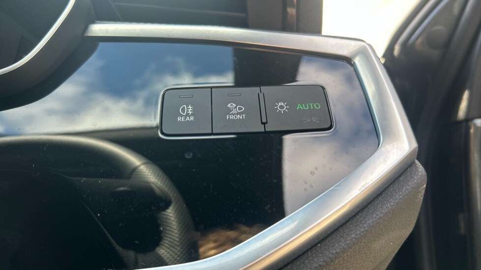 Used Audi Q3 2025 for sale - 76869469: Photo 47