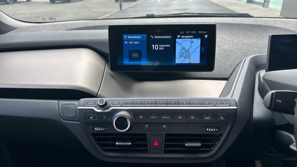 Used BMW i3 2022 for sale - 75843951: Photo 12
