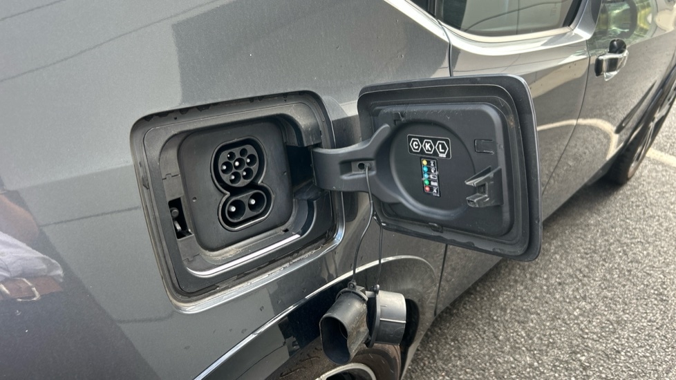 Used BMW i3 2022 for sale - 75843951: Photo 23