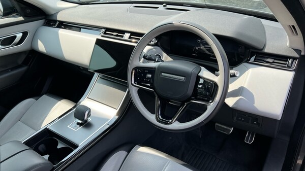 Used Land Rover Range Rover Velar 2024 for sale - 75710055: Photo 28