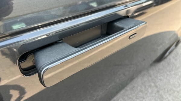 Used Land Rover Range Rover Velar 2024 for sale - 75710055: Photo 35