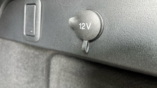 Used Land Rover Range Rover Velar 2024 for sale - 75710055: Photo 50