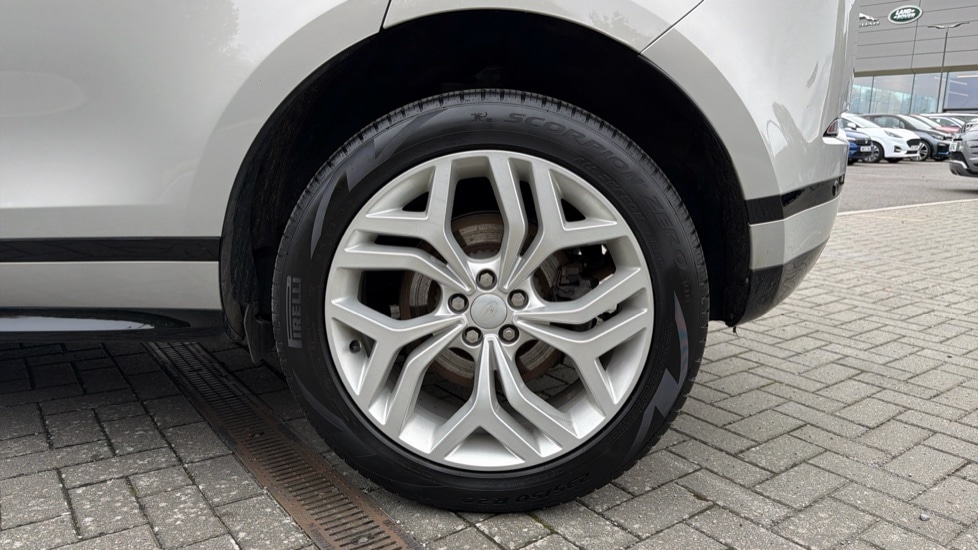 Used Land Rover Range Rover Evoque 2022 for sale - 76870320: Photo 32