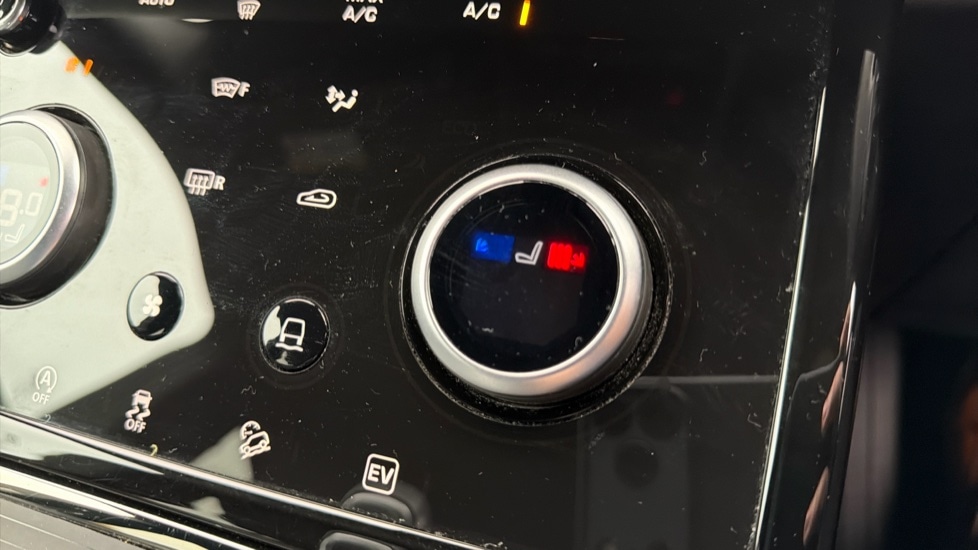 Used Land Rover Range Rover Evoque 2022 for sale - 76870320: Photo 35