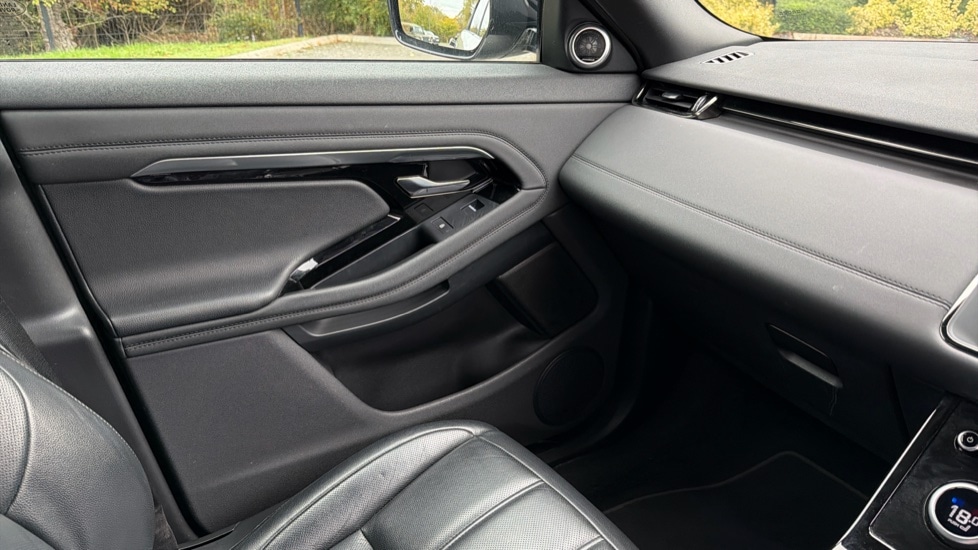 Used Land Rover Range Rover Evoque 2022 for sale - 76870320: Photo 40