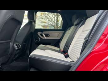 Used Land Rover Discovery Sport 2024 for sale - 74952520: Photo