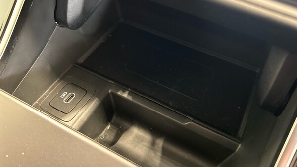 Used Land Rover Range Rover Velar 2024 for sale - 75672056: Photo 21