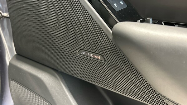 Used Land Rover Range Rover Velar 2024 for sale - 75672056: Photo 23
