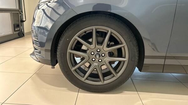 Used Land Rover Range Rover Velar 2024 for sale - 75672056: Photo 31