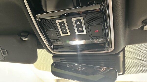 Used Land Rover Range Rover Velar 2024 for sale - 75672056: Photo 35