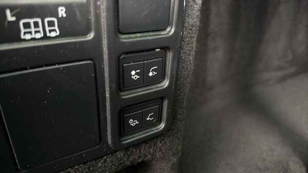 Used Land Rover Discovery 2021 for sale - 76140036: Photo 21