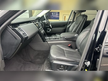 Used Land Rover Discovery 2018 for sale - 76415061: Photo