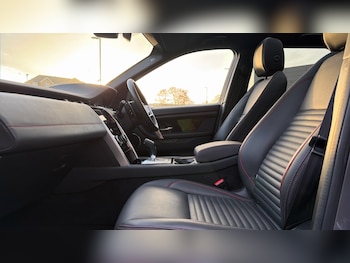 Used Land Rover Discovery Sport 2023 for sale - 76297589: Photo