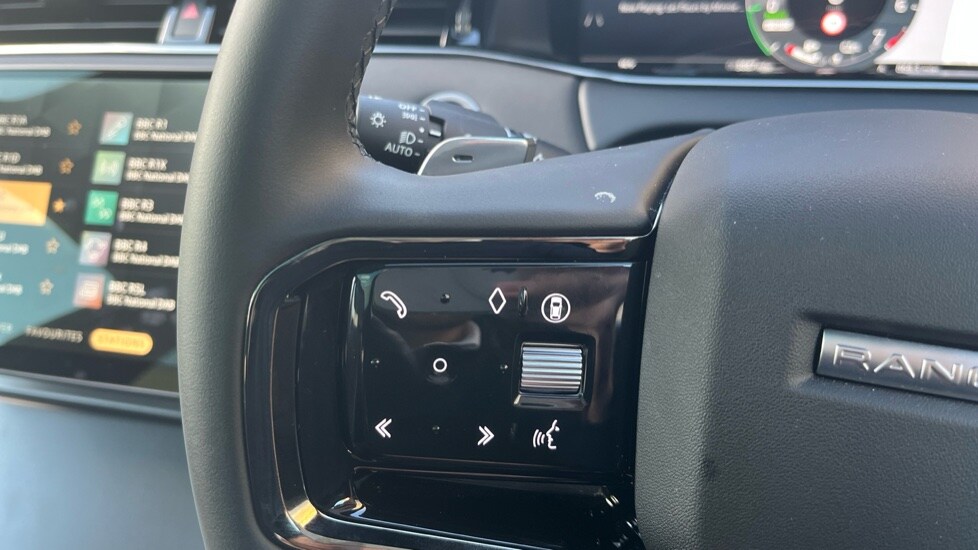 Used Land Rover Range Rover Evoque 2025 for sale - 76556959: Photo 15