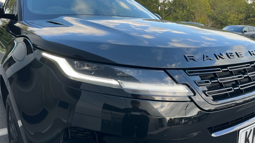 Used Land Rover Range Rover Evoque 2024 for sale - 76033612: Photo 17