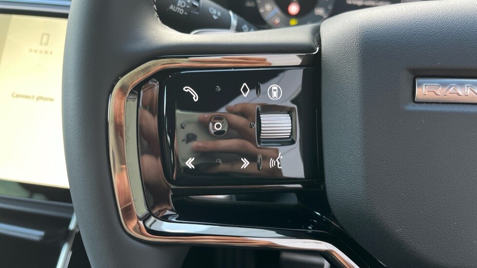 Used Land Rover Range Rover Evoque 2024 for sale - 76033612: Photo 36