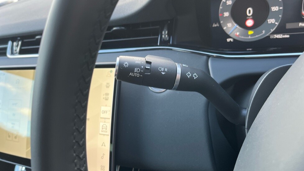 Used Land Rover Range Rover Evoque 2024 for sale - 76033612: Photo 37