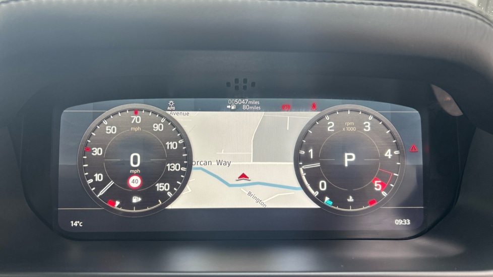 Used Land Rover Defender 2023 for sale - 76434819: Photo 16