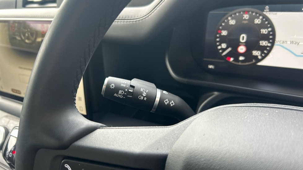 Used Land Rover Defender 2023 for sale - 76434819: Photo 43