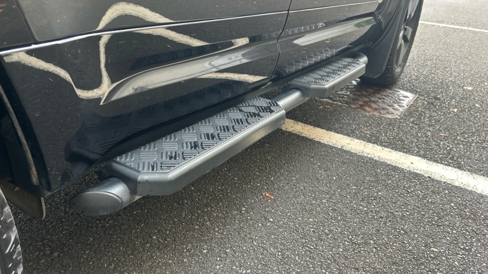 Used Land Rover Defender 2023 for sale - 76434819: Photo 49