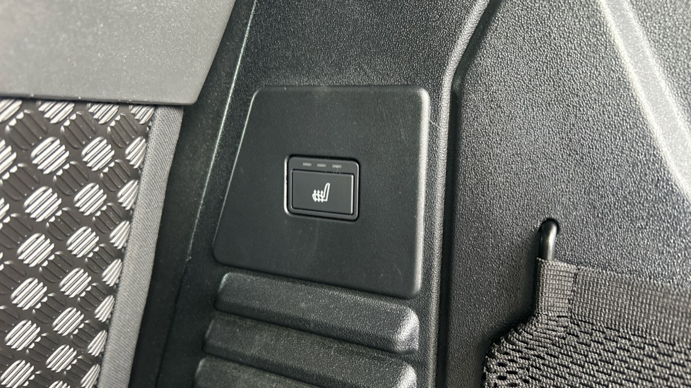 Used Land Rover Defender 2023 for sale - 76434819: Photo 52