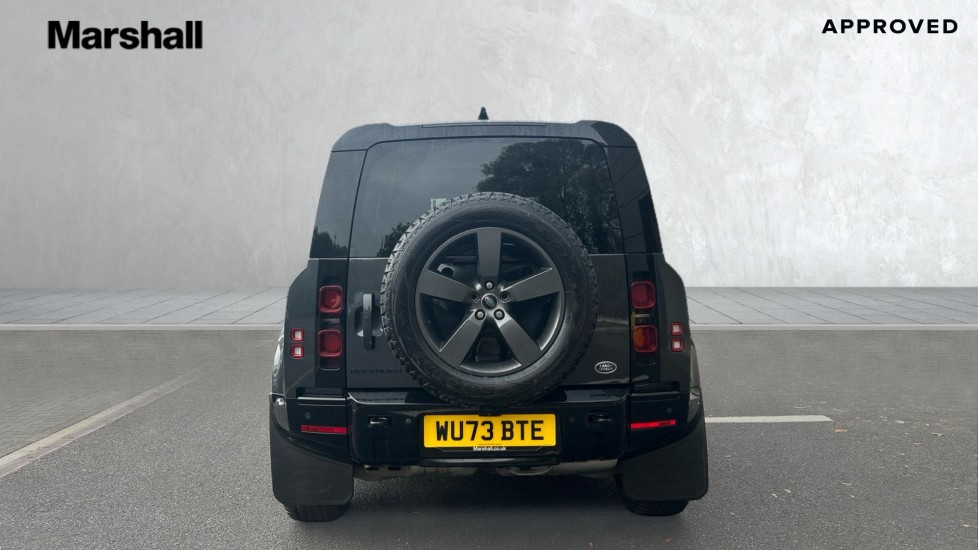 Used Land Rover Defender 2023 for sale - 76434819: Photo 6