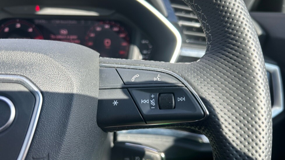 Used Audi Q3 2025 for sale - 76261698: Photo 24