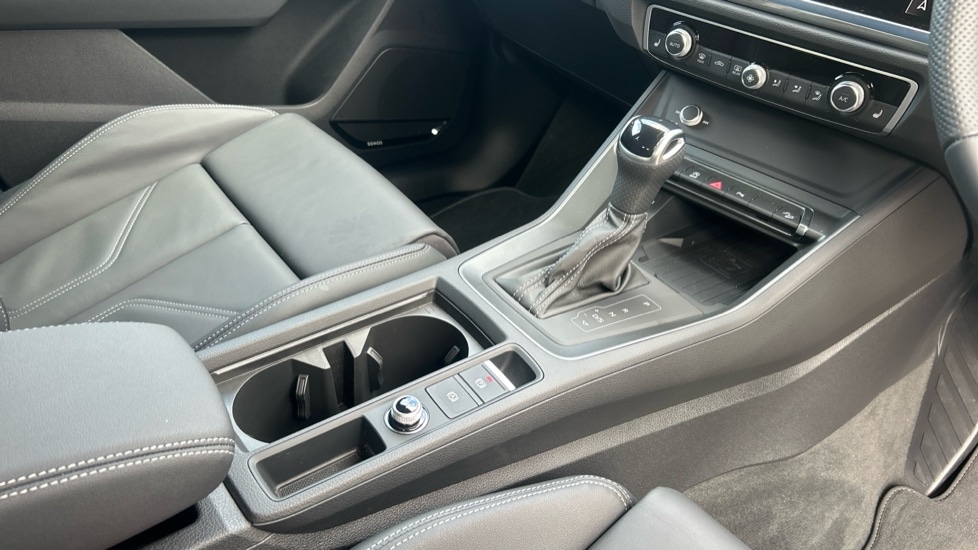 Used Audi Q3 2025 for sale - 76261698: Photo 30