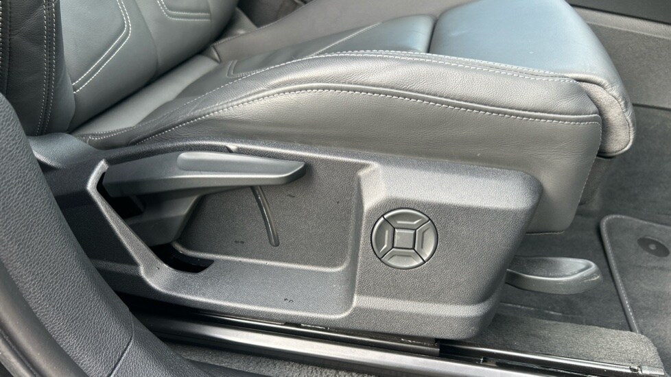 Used Audi Q3 2025 for sale - 76261698: Photo 33